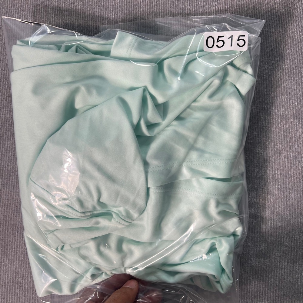Under Armour HeatGear Mint Green Loose Fit Hooded Long Sleeve Shirt Womens XXL - Picture 8 of 8